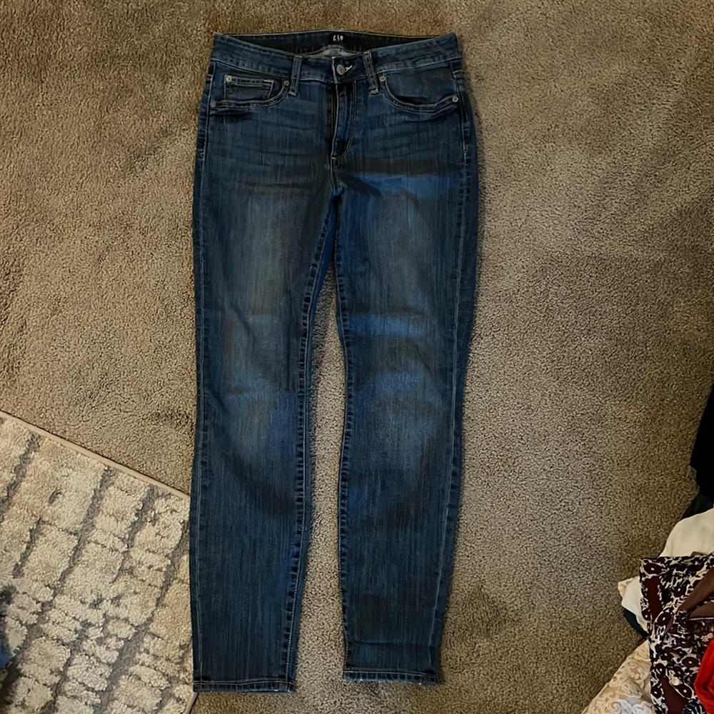 GAP Curvy True Skinny Medium Wash Jeans